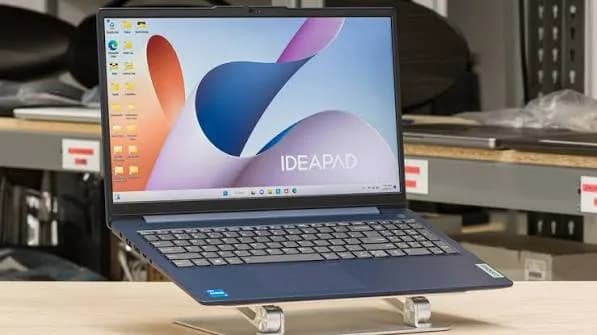 Lenovo IdeaPad Slim 3i Gen 10 (15, Intel)